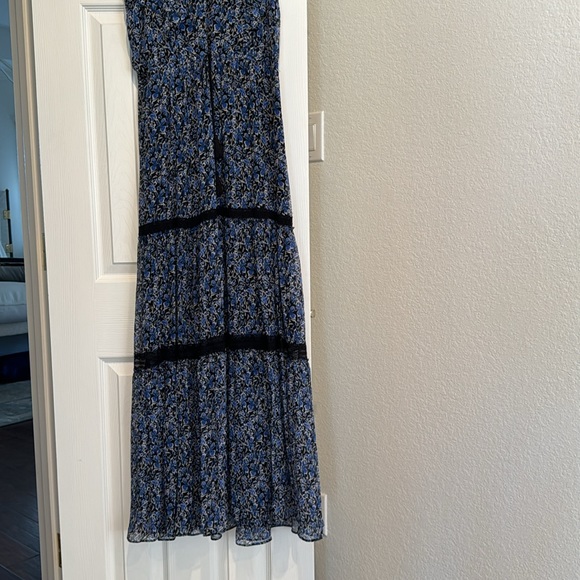 Tahari long dress - Picture 3 of 3